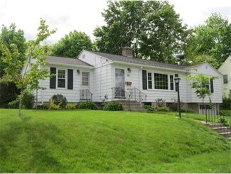 140 Bay State Rd, Worcester, MA 01606