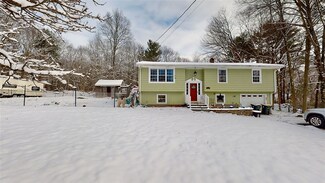 171 Warner Ln, Pascoag, RI 02859