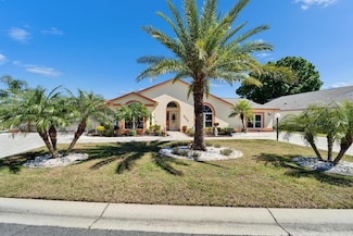 6059 Condor Dr, Lakeland, FL 33809
