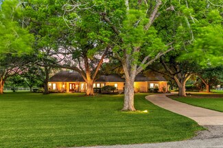 1410 Foster Meadow Dr, Richmond, TX 77406