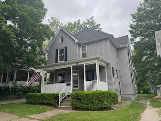 509 N Quincy St, Clinton, IL 61727