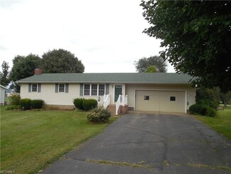 21749 Meadow Dr, West Lafayette, OH 43845