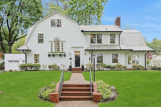 490 Bellwood Ave, Sleepy Hollow, NY 10591