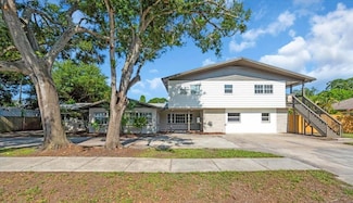 5136 68th St N, Saint Petersburg, FL 33709