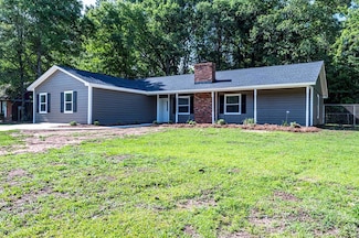 627 Longbow Dr, Albany, GA 31721