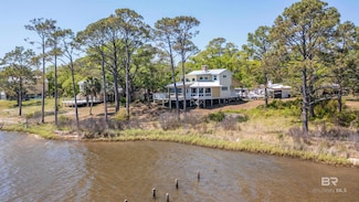 2029 Trotter Ln, Gulf Shores, AL 36542