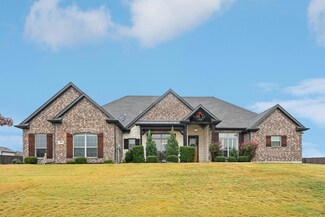 200 Fire Wheel Dr, Waxahachie, TX 75167