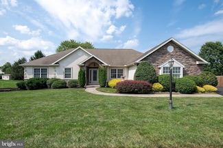 37 Carriage Rd, Palmyra, PA 17078