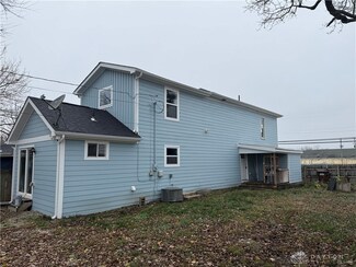 1075 Kenton St, Springfield, OH 45505