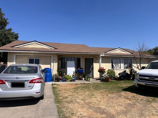 732 N Dwight Ave, Farmersville, CA 93223