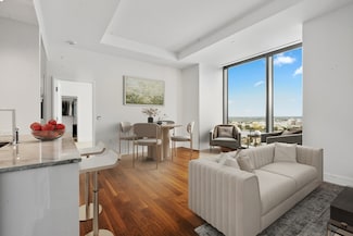 1 Dalton St Unit 3302, Boston, MA 02115