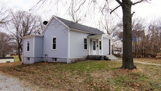 14 N Brunswick Ave, Marshall, MO 65340
