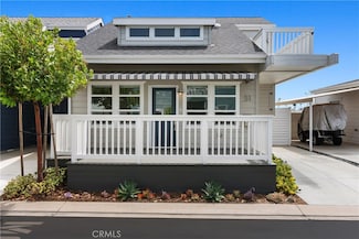 51 Beach Dr, Newport Beach, CA 92663