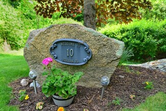 10 Jillian Place, North Dartmouth, MA 02747