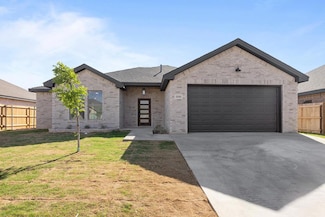 1100 Sparhawk Dr, Midland, TX 79706