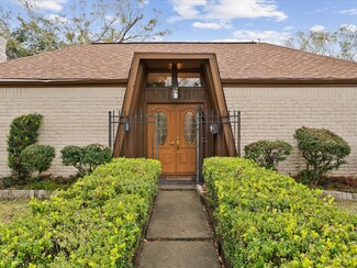6122 Portal Dr, Houston, TX 77096