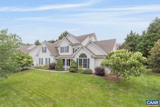 1142 Redfields Rd, Charlottesville, VA 22903