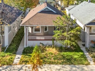 741 N Humphrey Ave, Oak Park, IL 60302