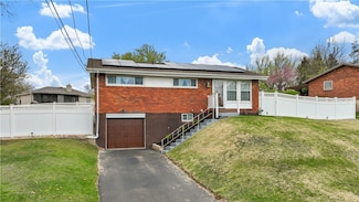 303 Ilex Dr, Pittsburgh, PA 15237