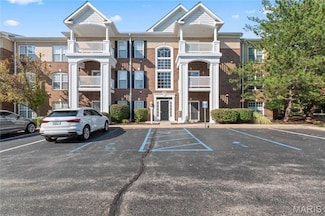 13101 Mill Crossing Ct Unit 200, Saint Louis, MO 63141