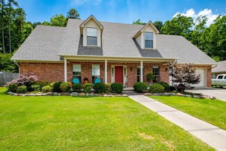 2216 Huntleigh Ct, Little Rock, AR 72212