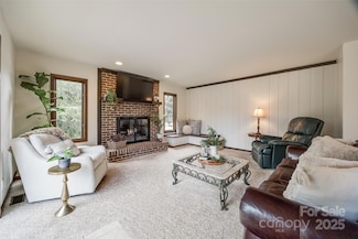 78 Honeysuckle Woods, Clover, SC 29710