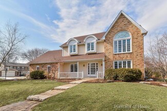 2064 Somerset Ln, Wheaton, IL 60189