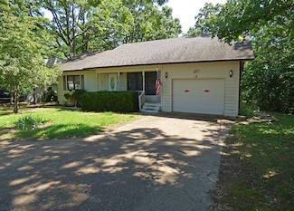 16 Iroquois Dr, Cherokee Village, AR 72529