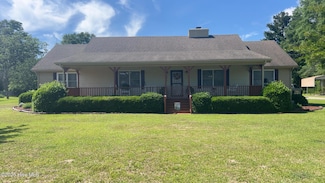 206 N 1st Ave, New Bern, NC 28560