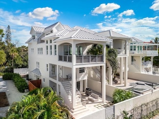 116 Garden Ln, Sarasota, FL 34242