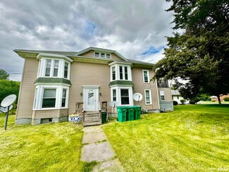 448 W 3rd Ave, Woodhull, IL 61490