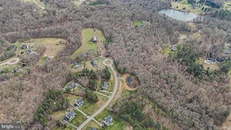 4541 Coachmans Path Ct, Waldorf, MD 20601
