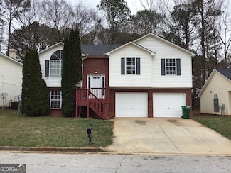 5734 Wellborn Oaks Ct, Lithonia, GA 30058