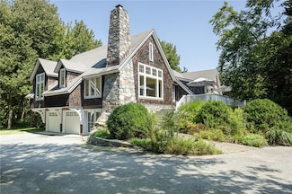 72 Ledge Rd, Jamestown, RI 02835