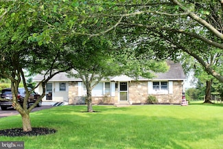 520 Upper Mainland Rd, Harleysville, PA 19438