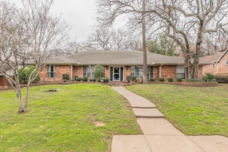2715 Lincoln Dr, Arlington, TX 76006