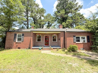1605 E Holly St, Goldsboro, NC 27530