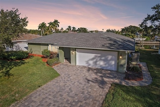 6251 18th St NE, Saint Petersburg, FL 33702