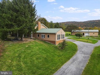 8470 Ward Dr, Mercersburg, PA 17236