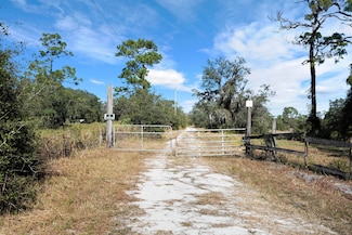889 NE 336th St, Okeechobee, FL 34972