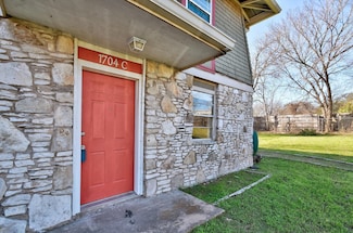 1704 E M Franklin Ave Unit C, Austin, TX 78721