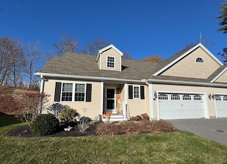 2 Riley Rd Unit B, Lunenburg, MA 01462