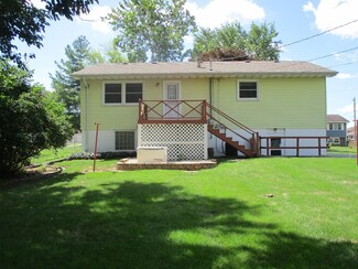 601 W Church St, Hebron, IN 46341