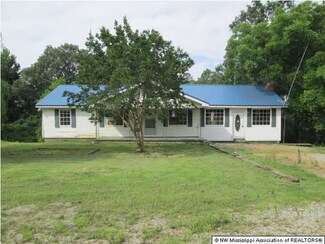 665 Highway 310 Unit 310, Como, MS 38619