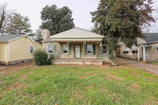 102 Riverwood Ave, Bowling Green, KY 42103