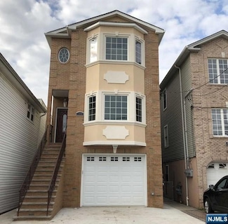 111 7th St Unit (2F), Harrison, NJ 07029