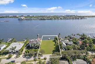 2002 Notre Dame Dr, Lake Worth, FL 33460