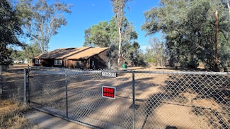 28625 Shady Tree Ln, Winchester, CA 92596