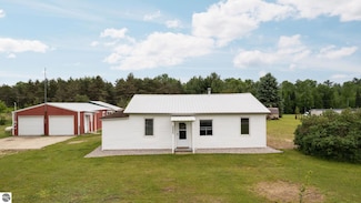 11720 E 12 Rd, Manton, MI 49663