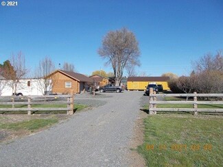 957 S McHaley Ave, Prairie City, OR 97869